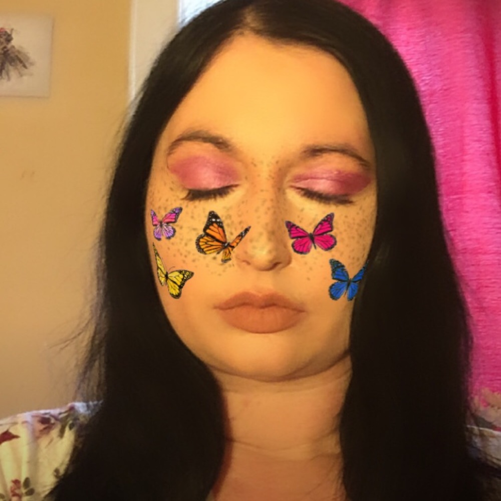 Meet your Posher, April